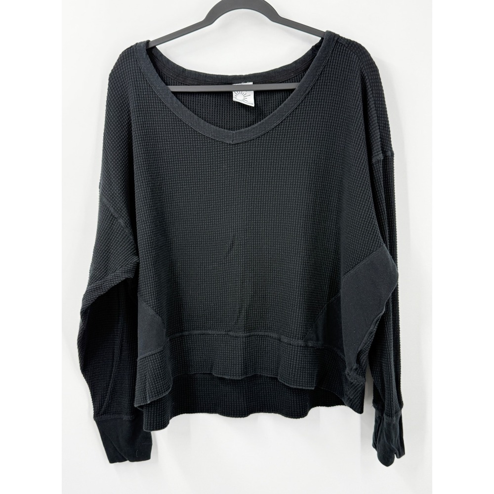 OFFLINE by Aerie Top Womens sz M Black Waffle Knit Long Sleeve V-Neck Pullover